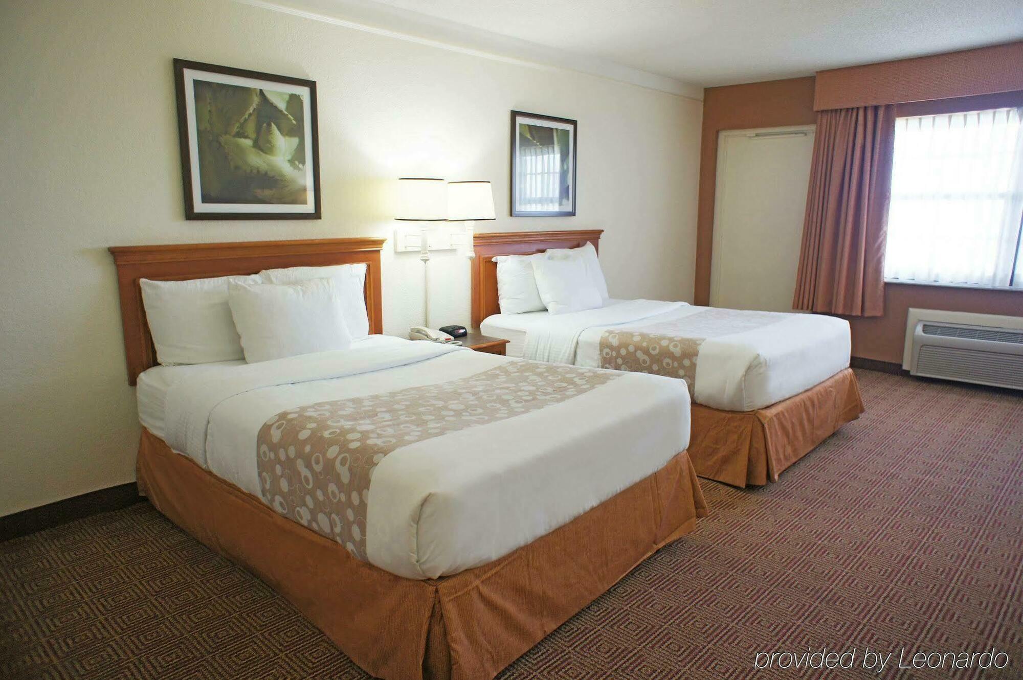 La Quinta By Wyndham Coral Springs University Dr Bagian luar foto